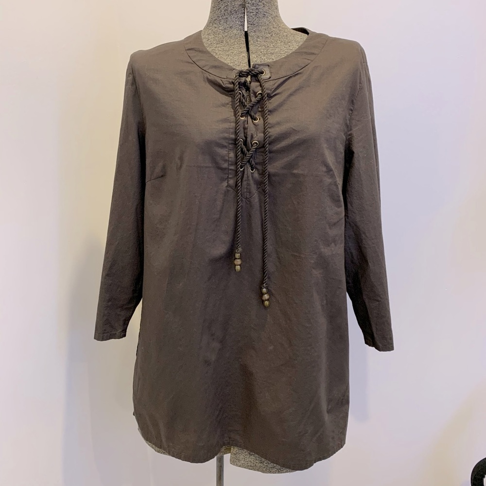 Women’s 3/4 length light cotton top